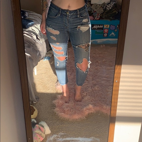 Adorable Distressed Boho Jeans - Picture 1 of 4